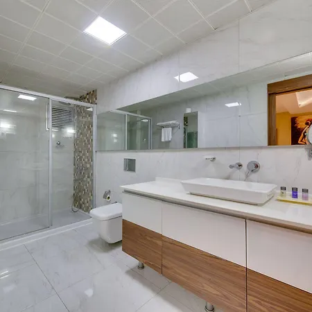 Ξενοδοχείο Concept 3*